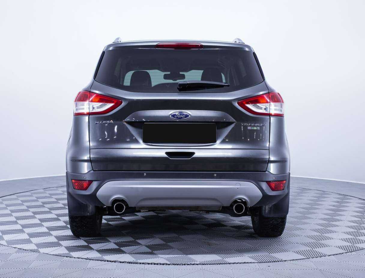 Ford Kuga с пробегом — 2015 год. Фото: #5