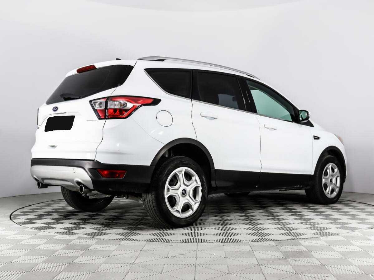 Ford Kuga с пробегом — 2017 год. Фото: #2