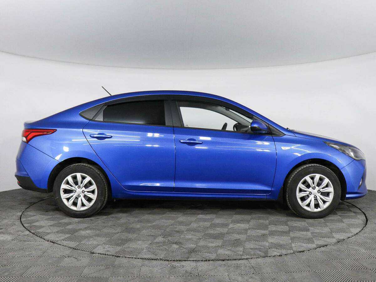 Hyundai Solaris с пробегом — 2021 год. Фото: #3