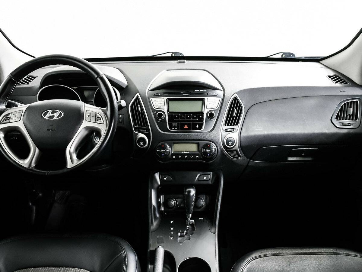Hyundai ix35 с пробегом — 2012 год. Фото: #10