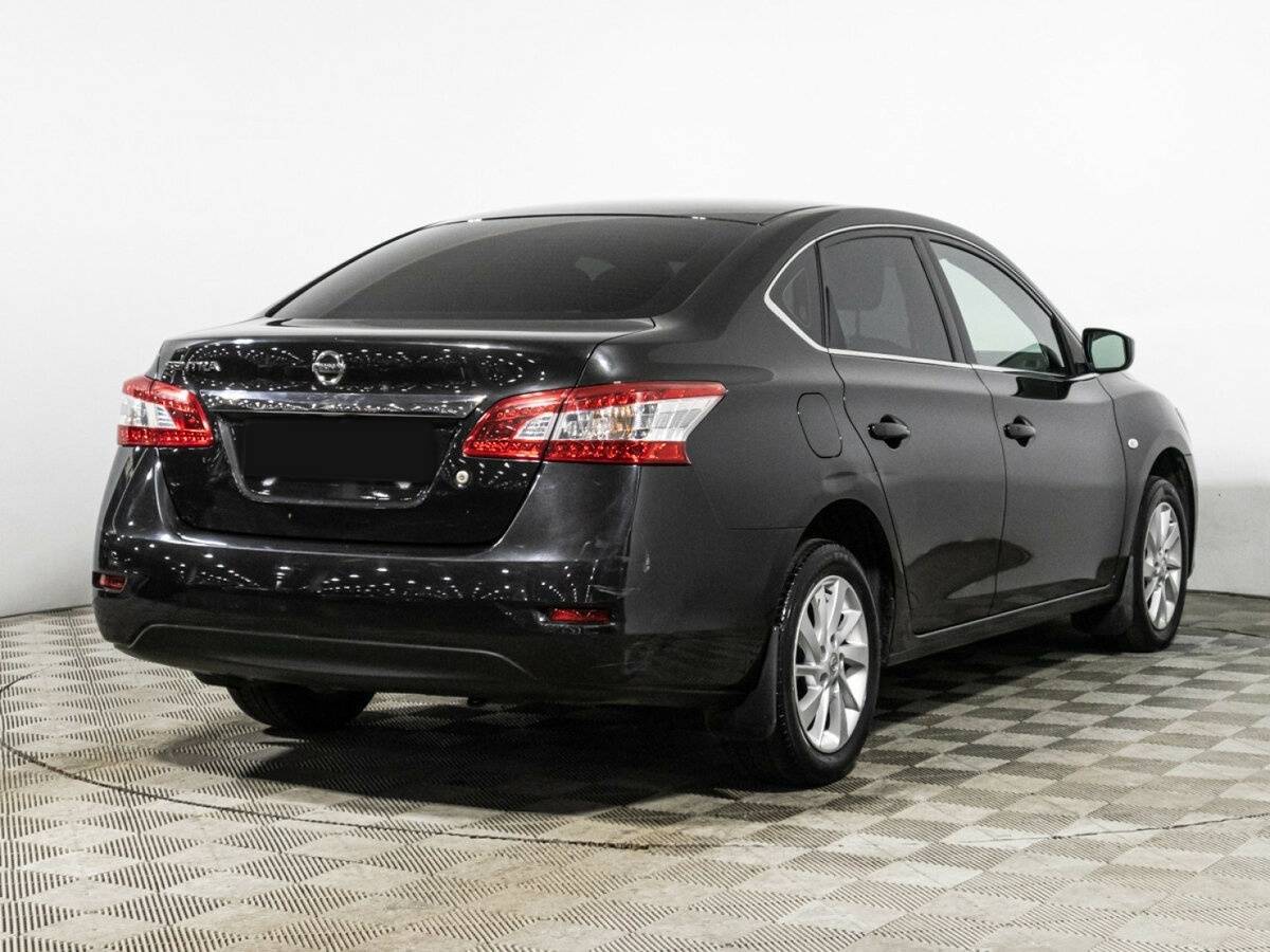 Nissan Sentra с пробегом — 2015 год. Фото: #4