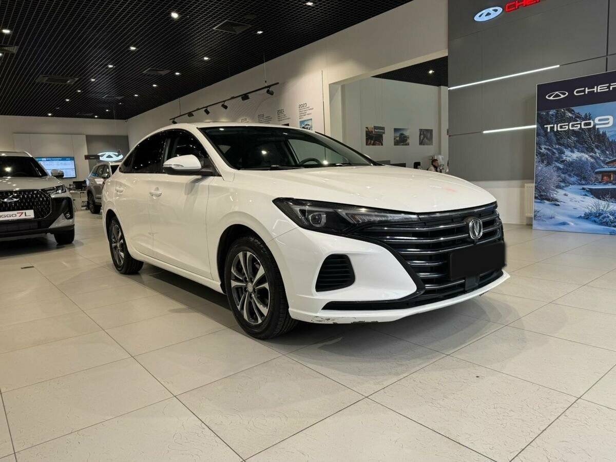 Changan Eado Plus с пробегом — 2023 год. Фото: #2