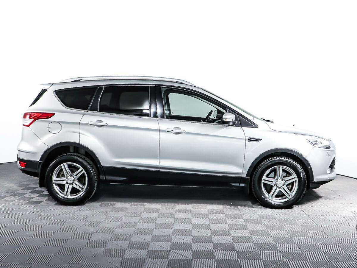 Ford Kuga с пробегом — 2013 год. Фото: #3