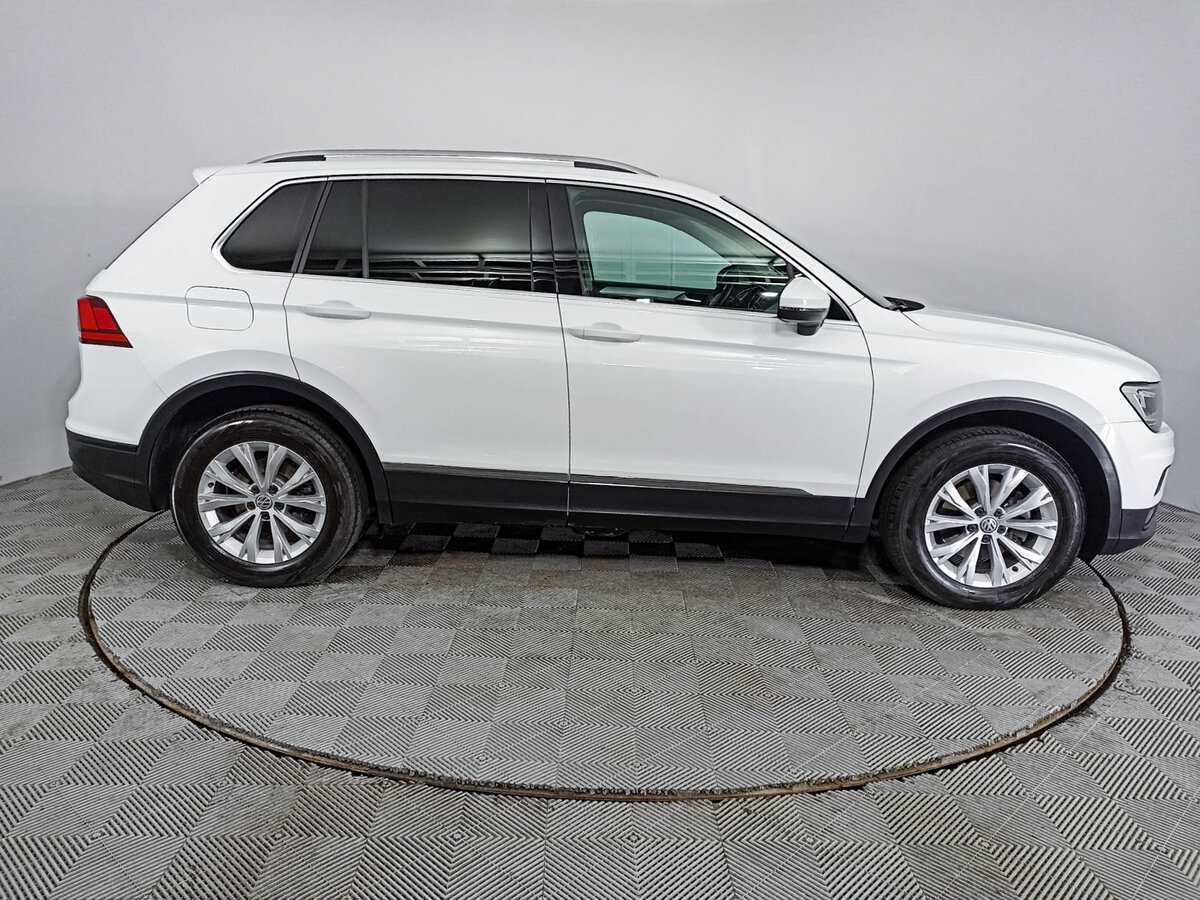 Volkswagen Tiguan с пробегом — 2018 год. Фото: #3