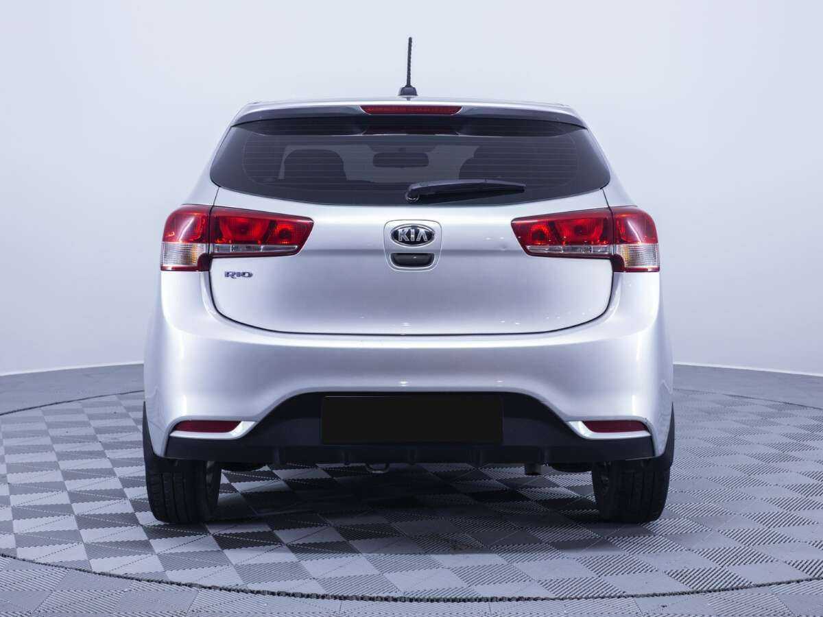 Kia Rio с пробегом — 2017 год. Фото: #5
