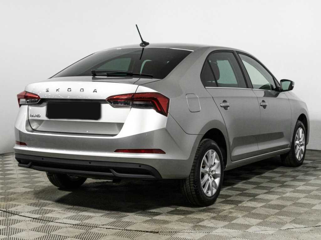Skoda Rapid с пробегом — 2021 год. Фото: #4