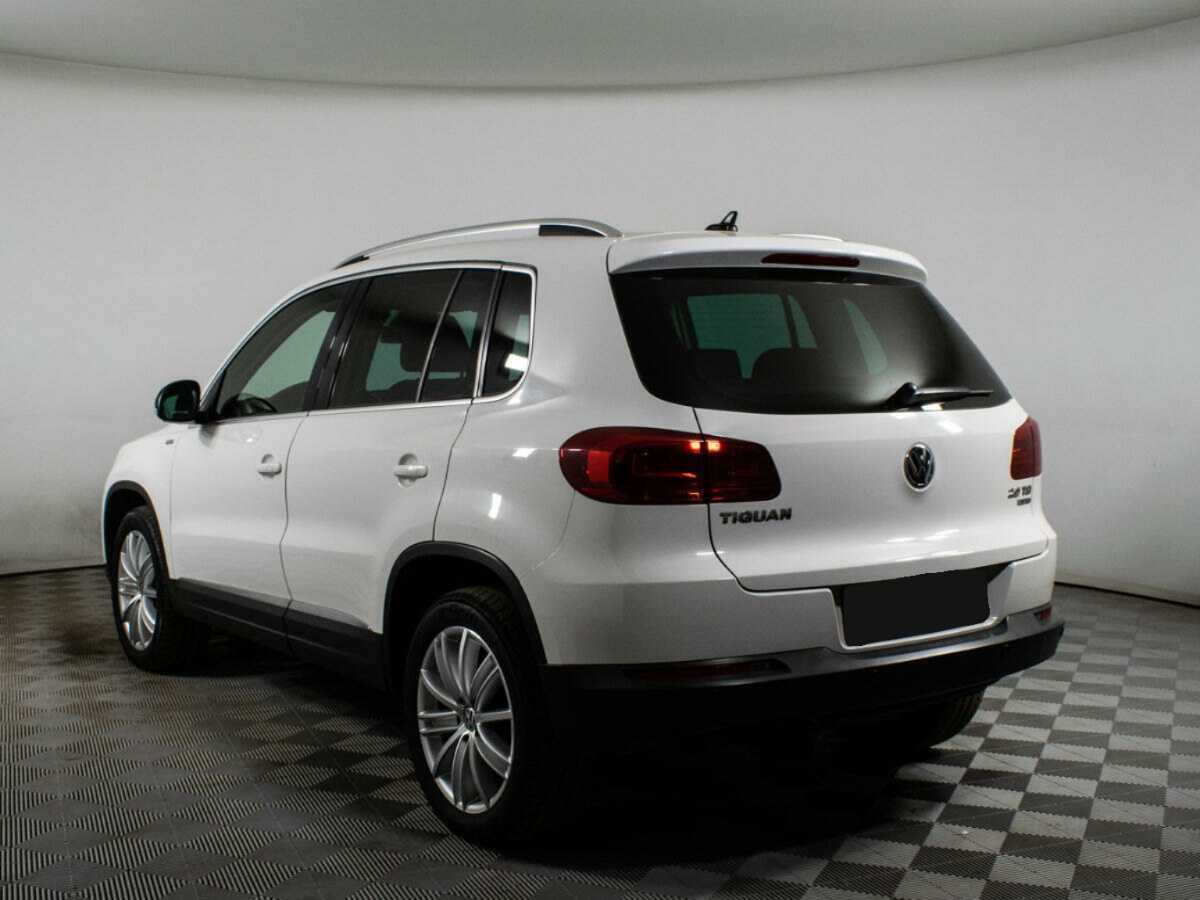 Volkswagen Tiguan с пробегом — 2013 год. Фото: #6