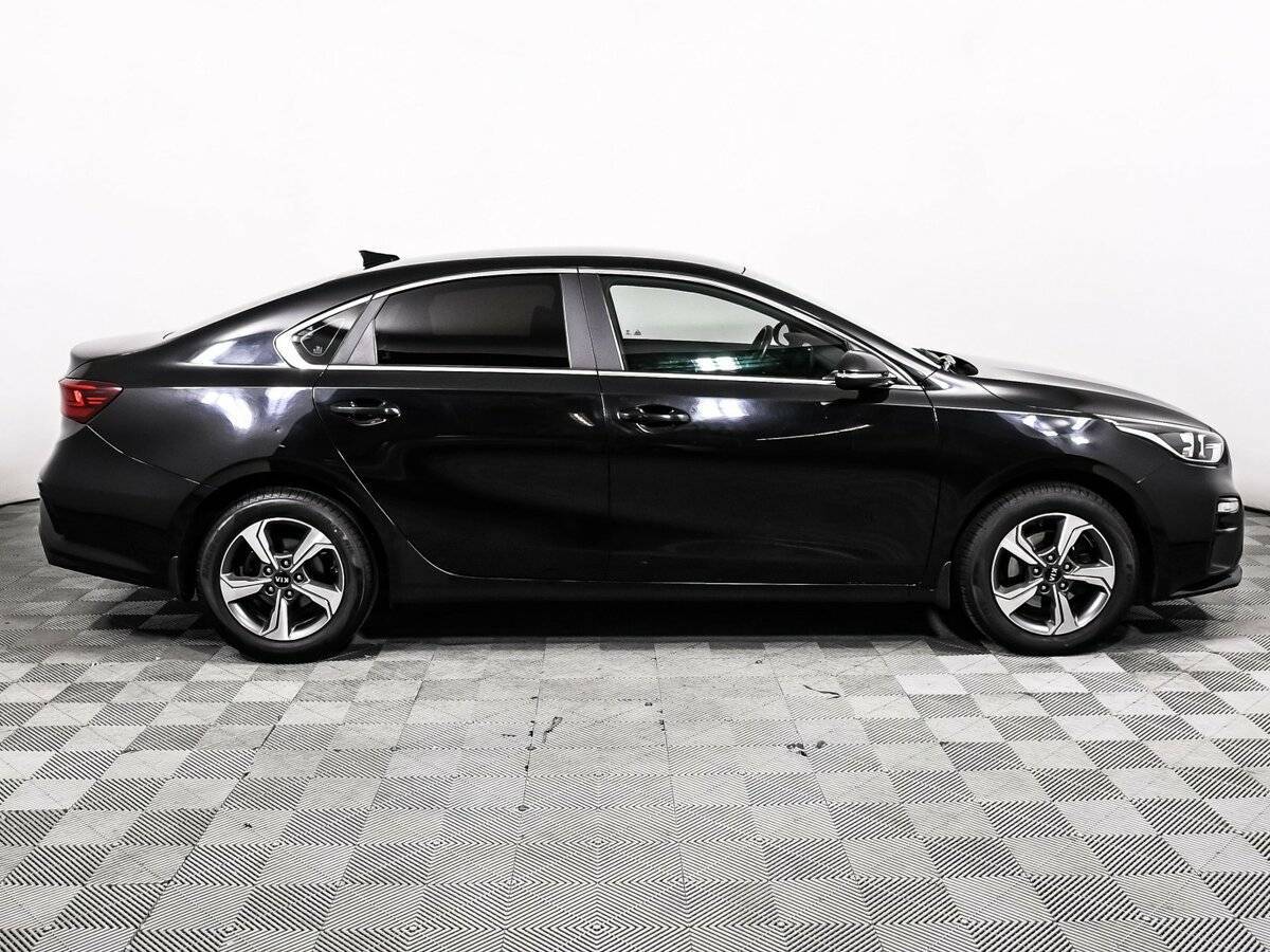 Kia Cerato с пробегом — 2021 год. Фото: #3