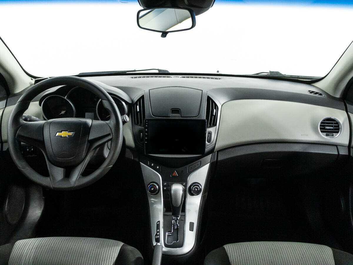 Chevrolet Cruze с пробегом — 2013 год. Фото: #12