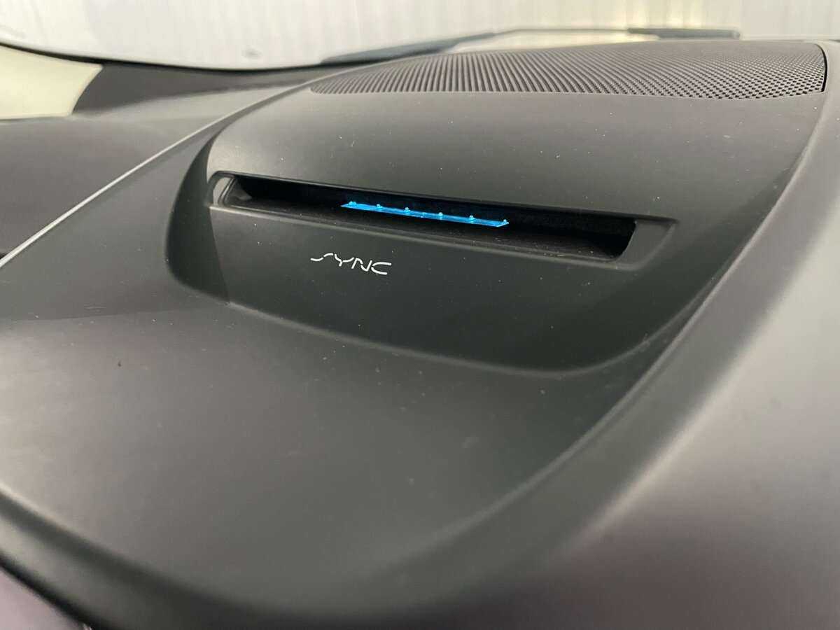 Ford Kuga с пробегом — 2017 год. Фото: #16