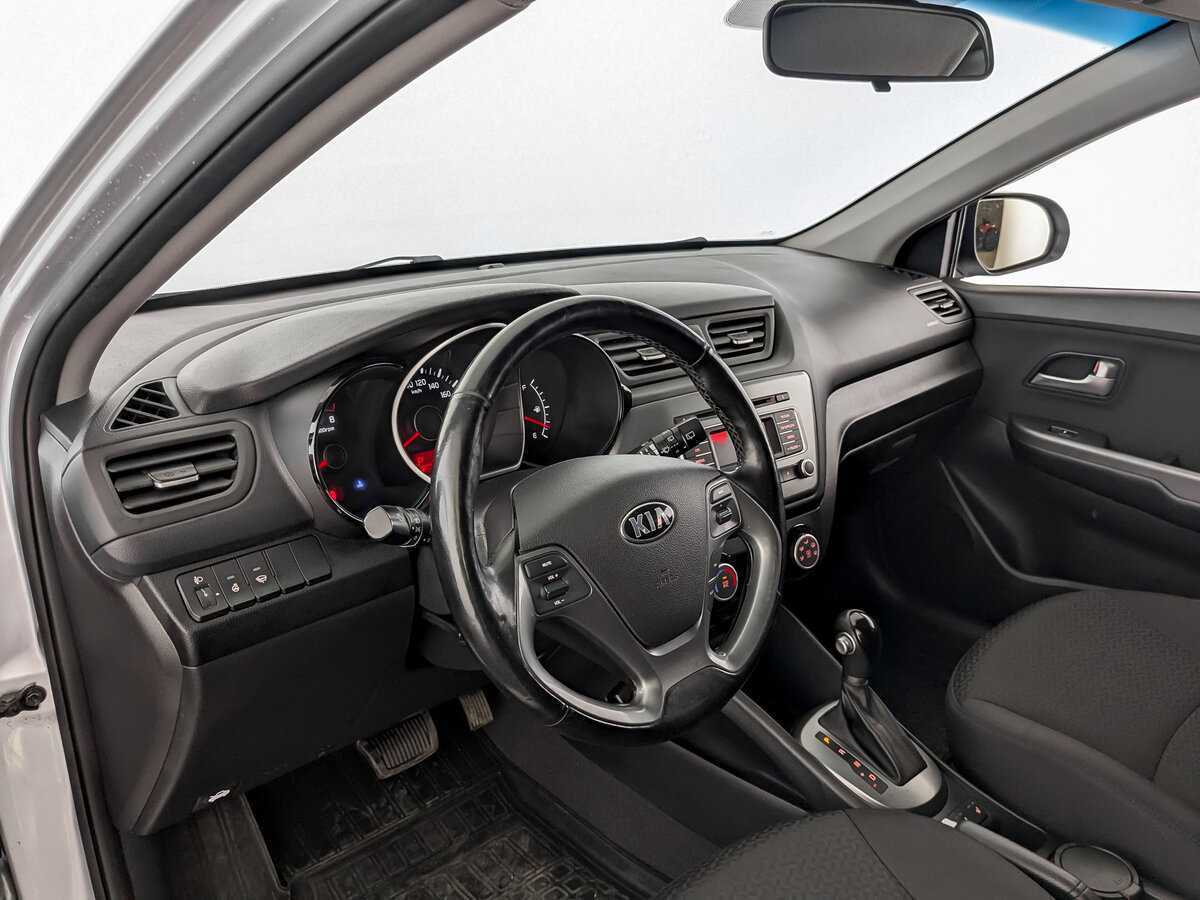 Kia Rio с пробегом — 2017 год. Фото: #15