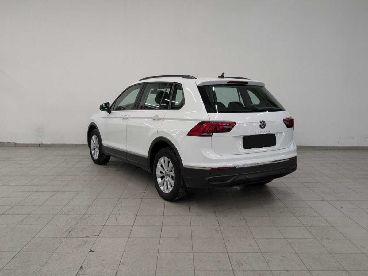 Volkswagen Tiguan с пробегом — 2021 год. Фото: #6