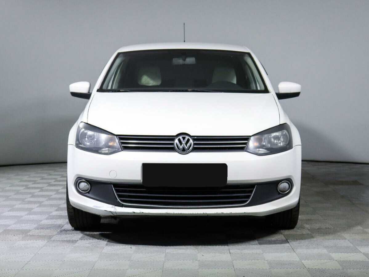 Volkswagen Polo с пробегом — 2012 год. Фото: #1