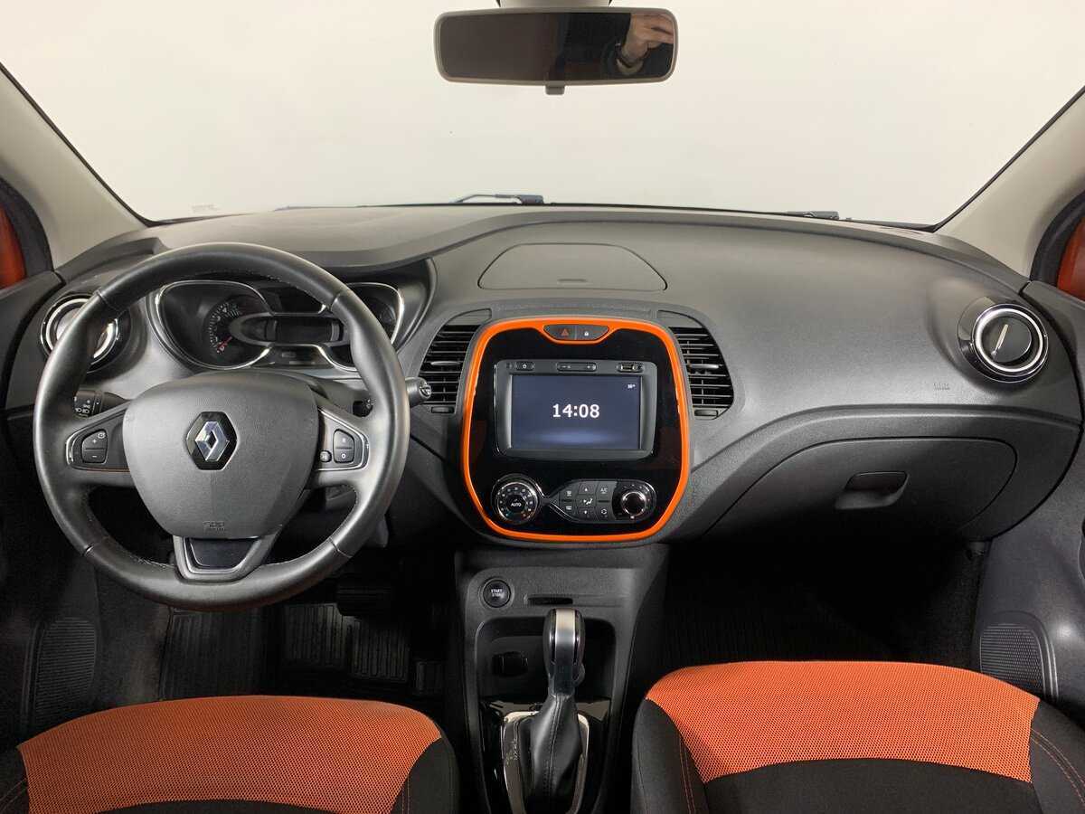 Renault Kaptur с пробегом — 2018 год. Фото: #12