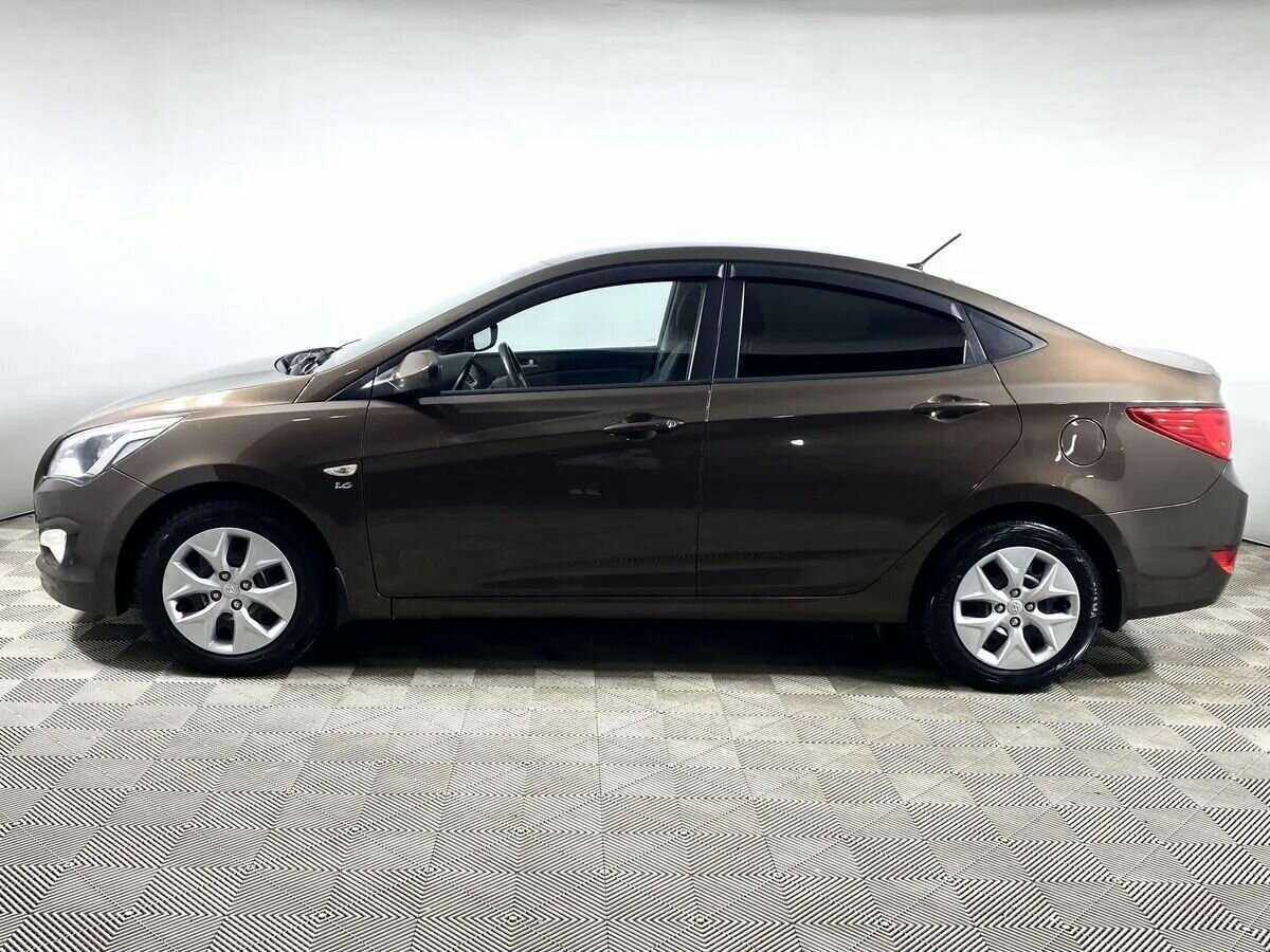 Hyundai Solaris с пробегом — 2016 год. Фото: #7