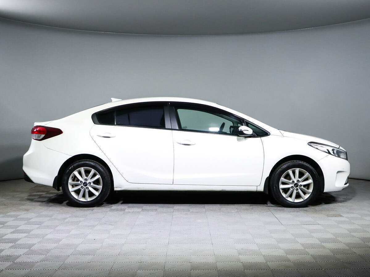 Kia Cerato с пробегом — 2018 год. Фото: #3