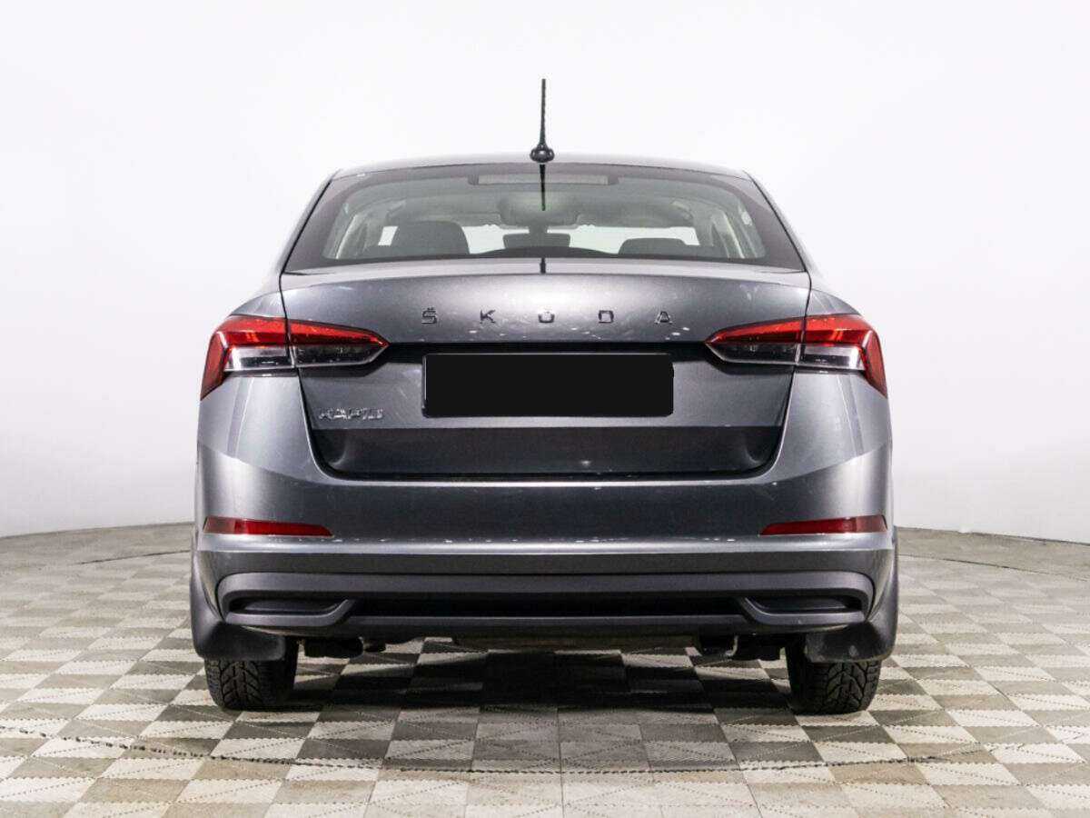 Skoda Rapid с пробегом — 2021 год. Фото: #5