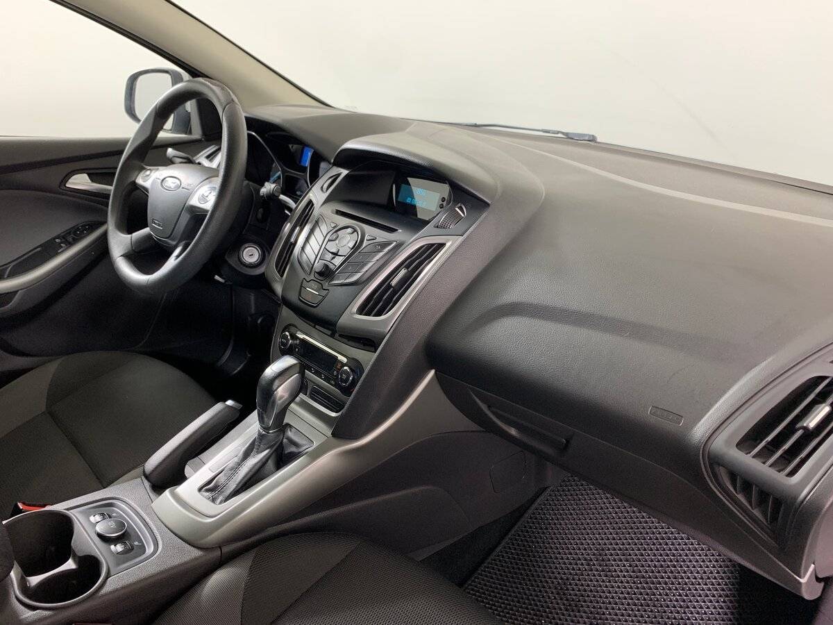Ford Focus с пробегом — 2014 год. Фото: #12