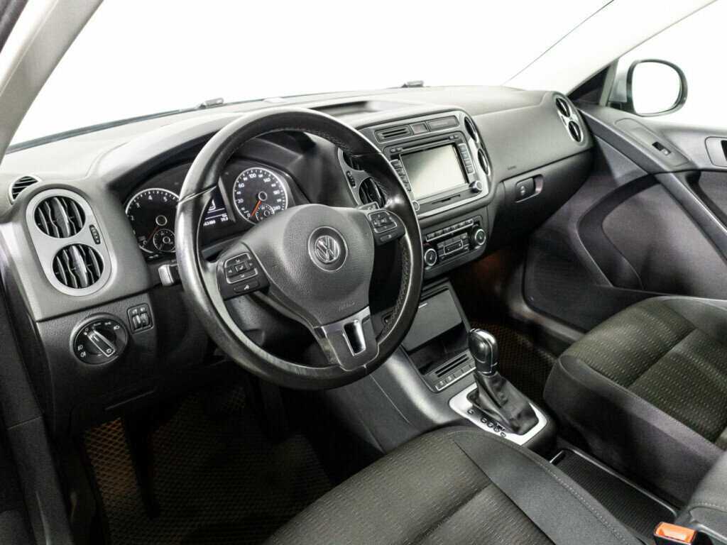 Volkswagen Tiguan с пробегом — 2014 год. Фото: #10