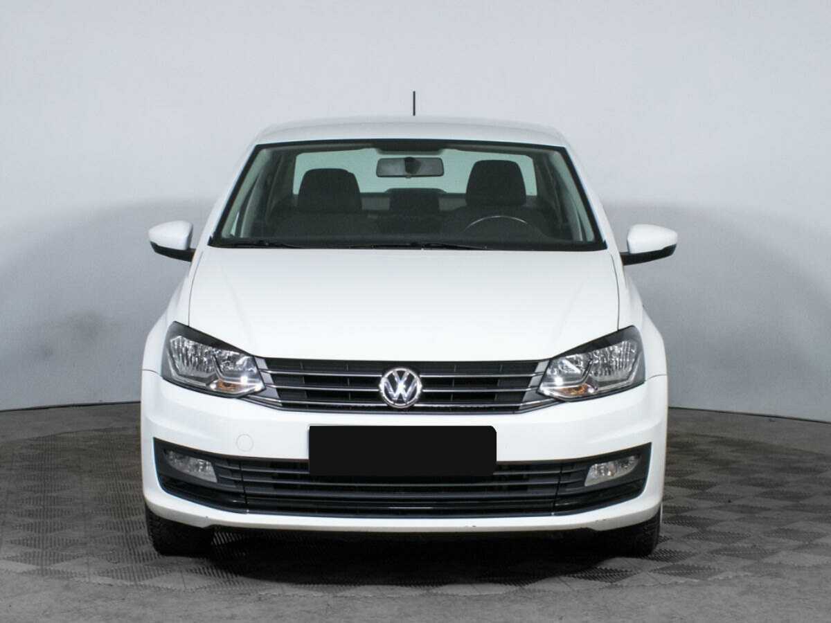Volkswagen Polo с пробегом — 2020 год. Фото: #1