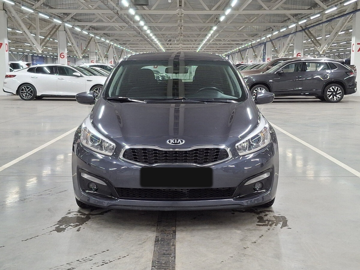 Kia Ceed с пробегом — 2018 год. Фото: #1