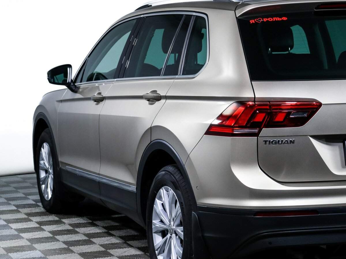 Volkswagen Tiguan с пробегом — 2017 год. Фото: #12