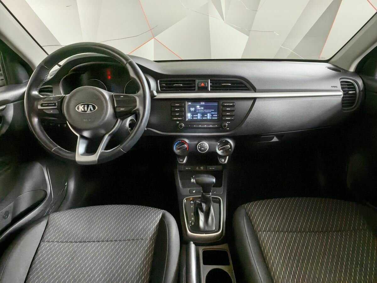 Kia Rio с пробегом — 2017 год. Фото: #9