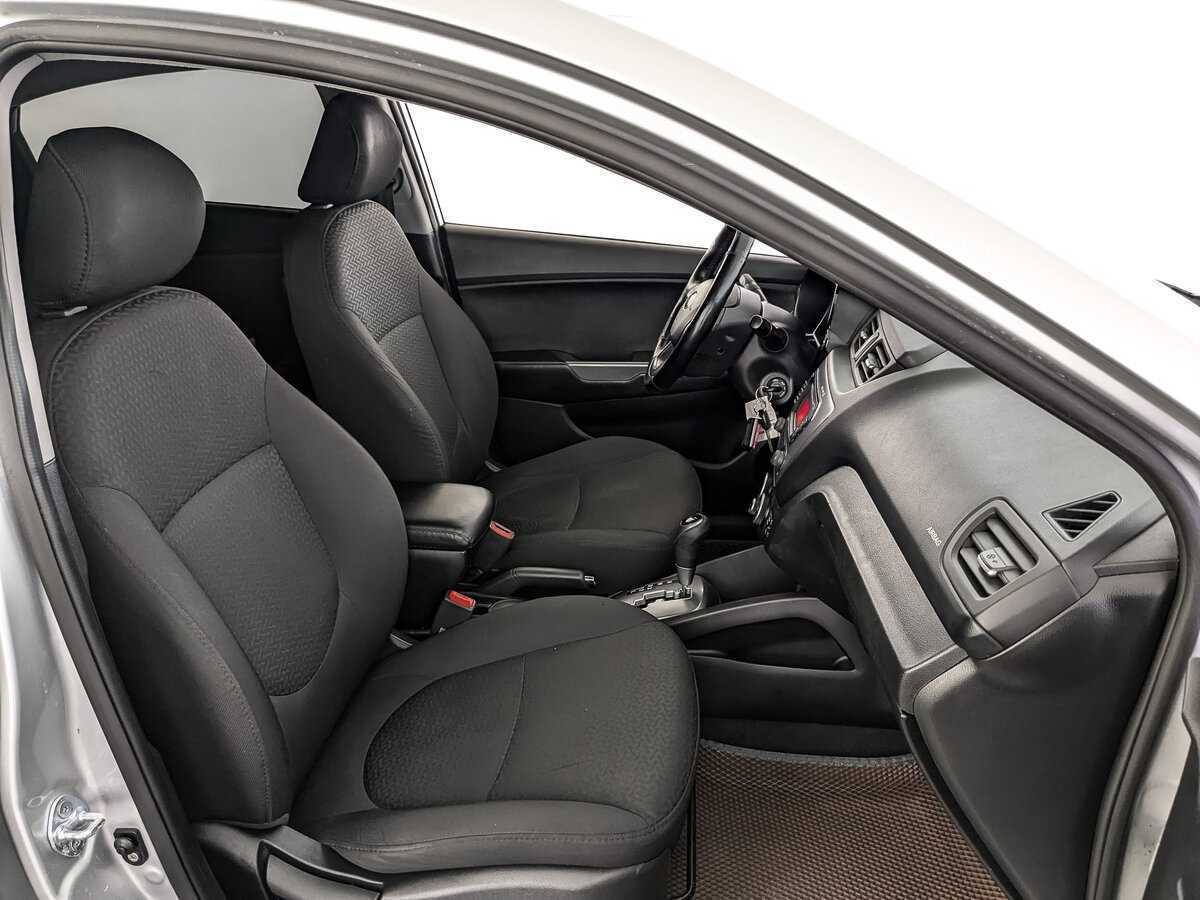 Kia Rio с пробегом — 2014 год. Фото: #19
