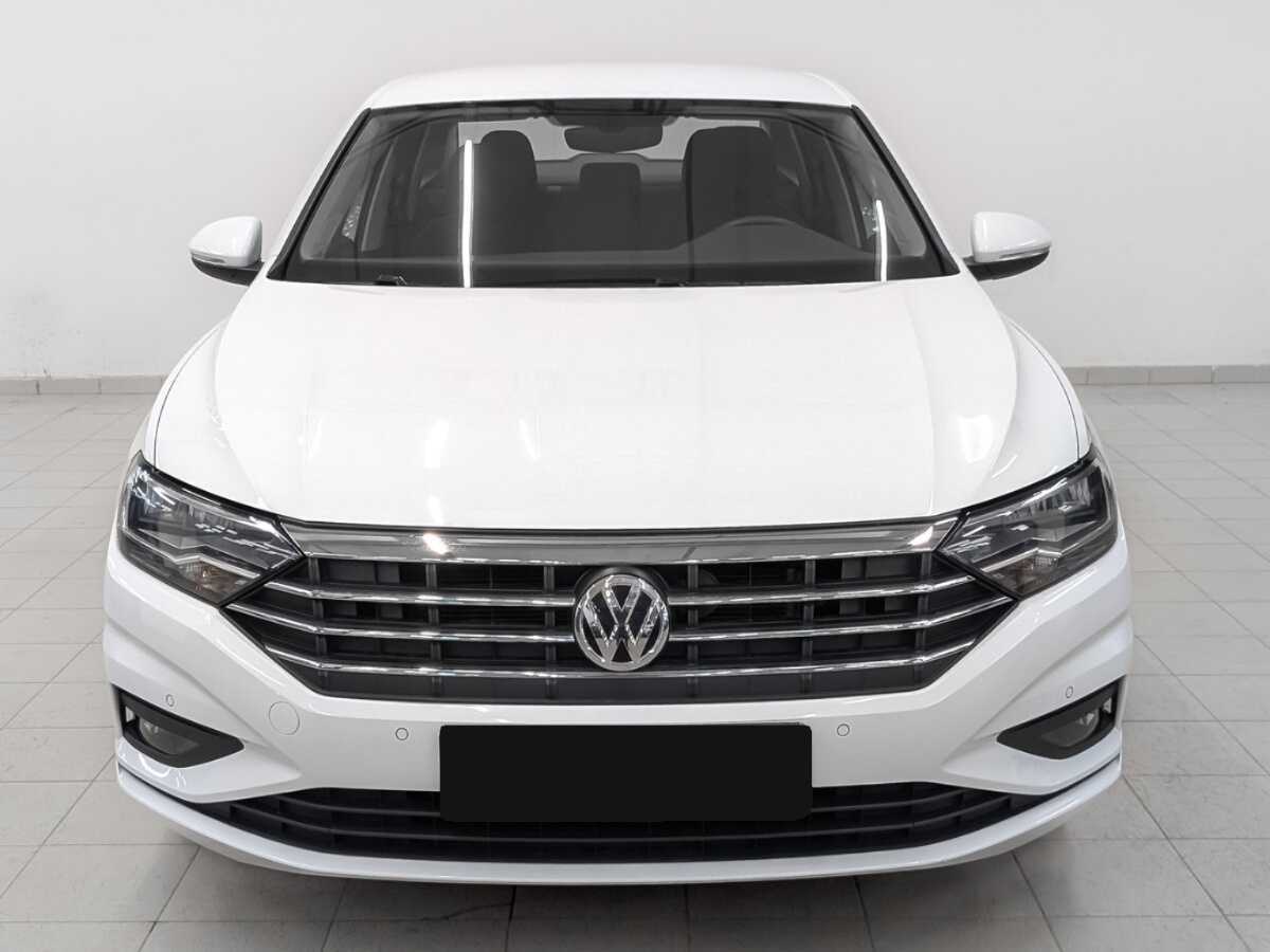 Volkswagen Jetta с пробегом — 2020 год. Фото: #1