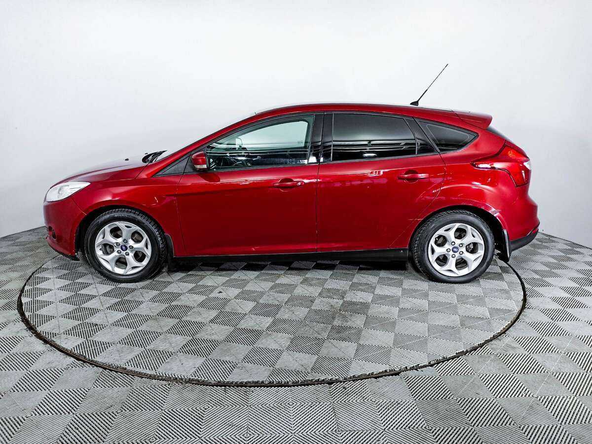 Ford Focus с пробегом — 2013 год. Фото: #7