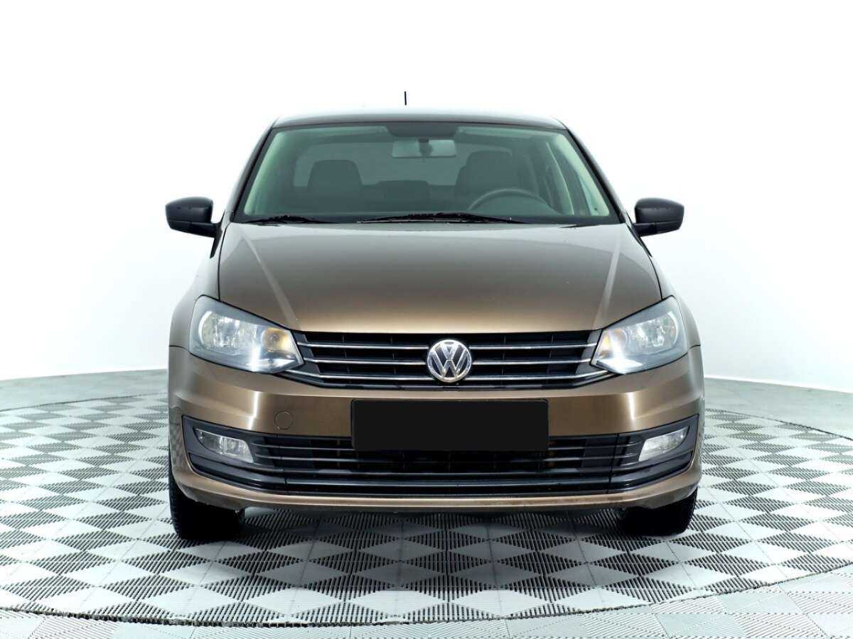 Volkswagen Polo с пробегом — 2019 год. Фото: #1