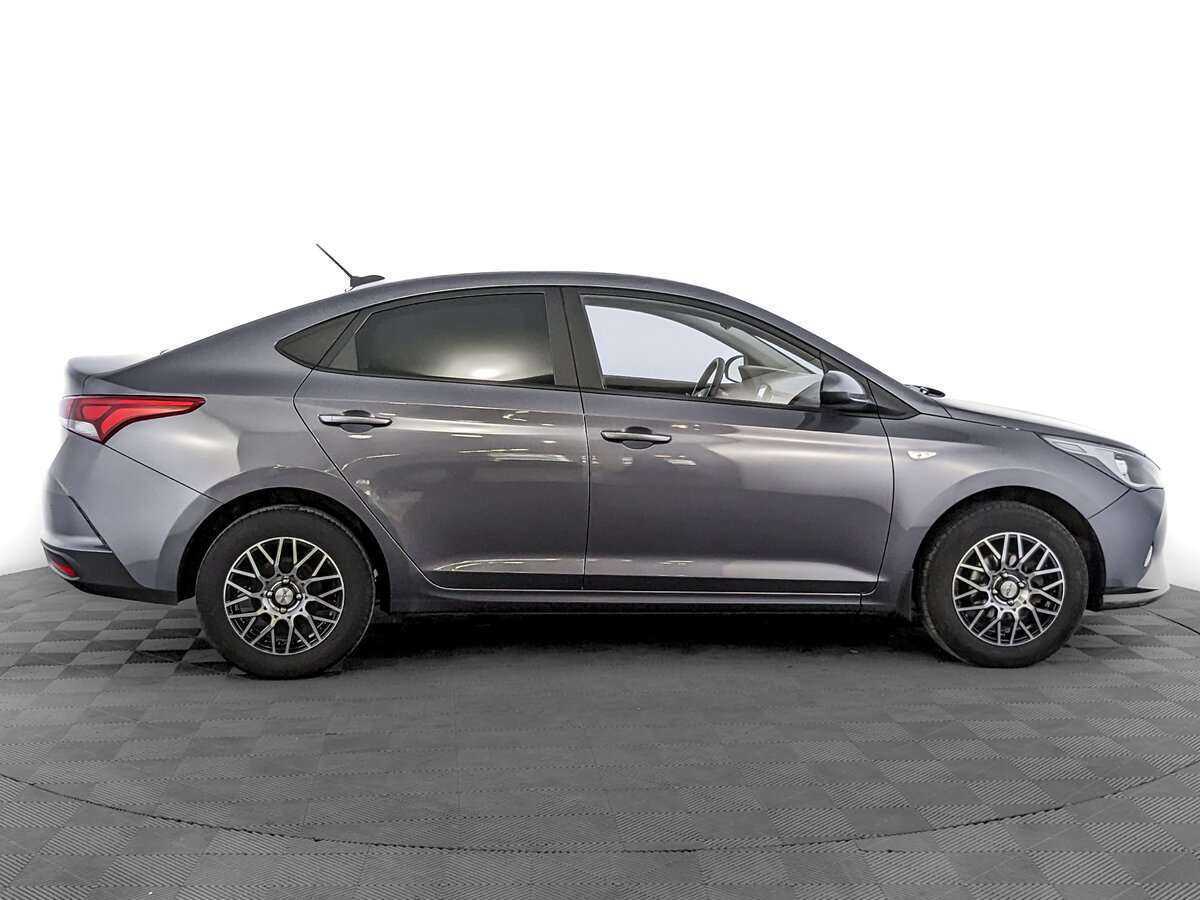 Hyundai Solaris с пробегом — 2021 год. Фото: #3