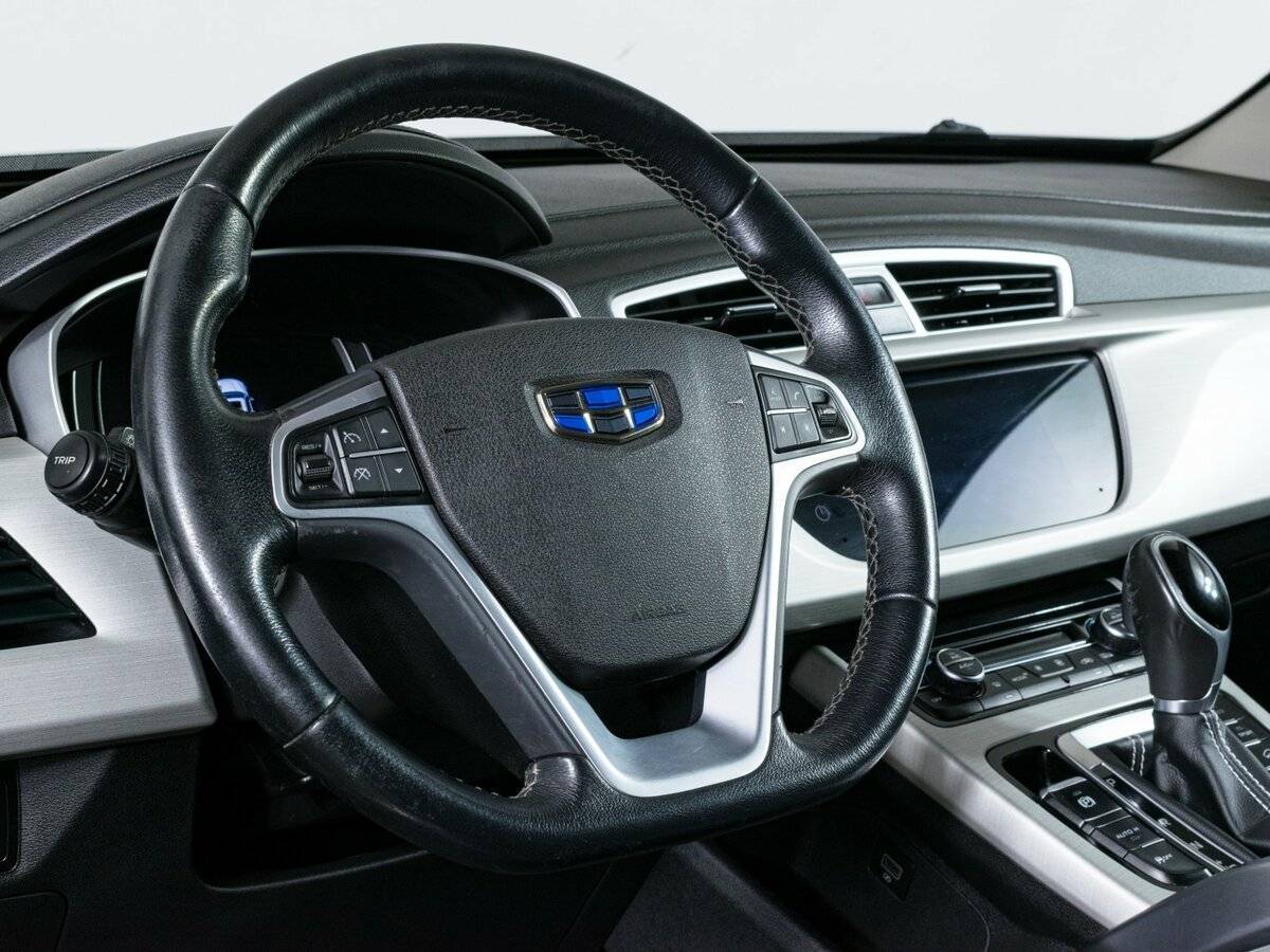 Geely Atlas с пробегом — 2020 год. Фото: #13