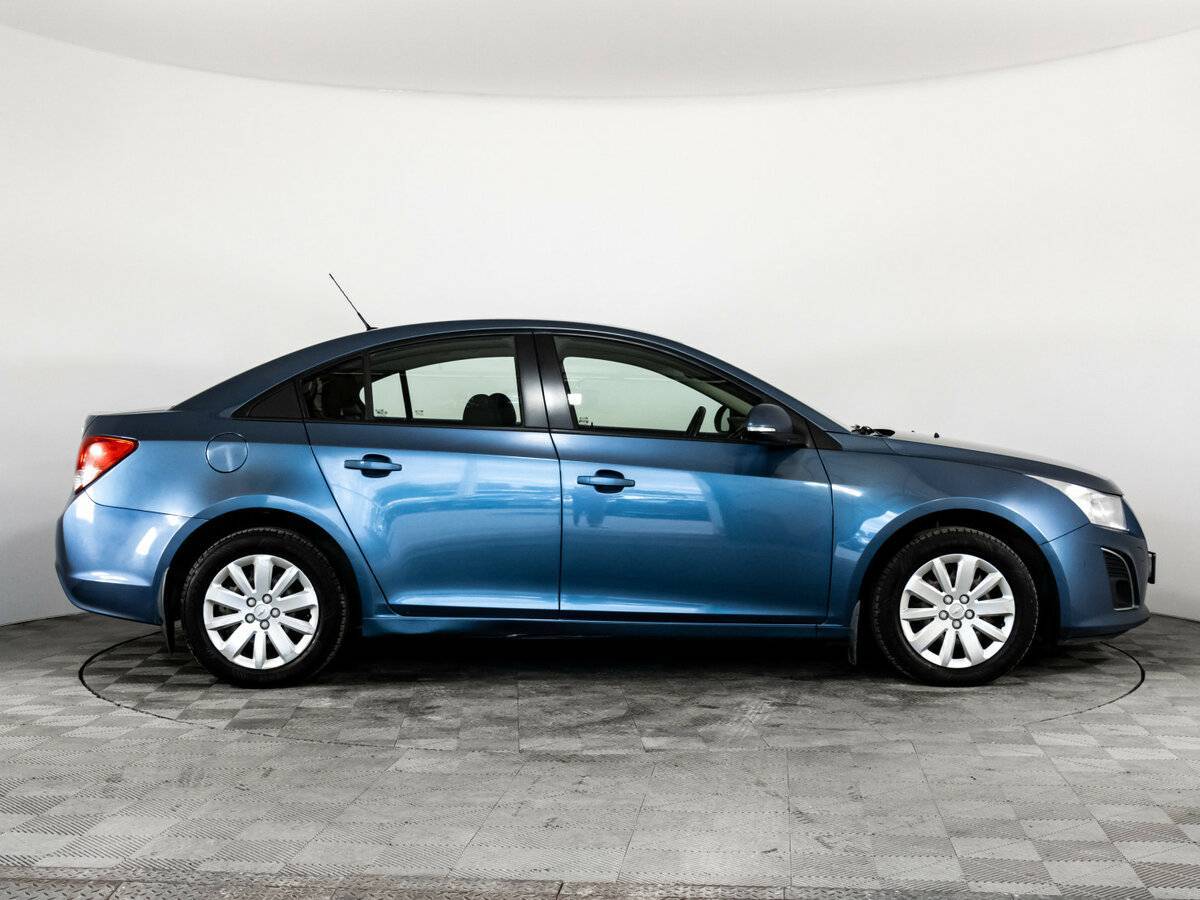 Chevrolet Cruze с пробегом — 2014 год. Фото: #3