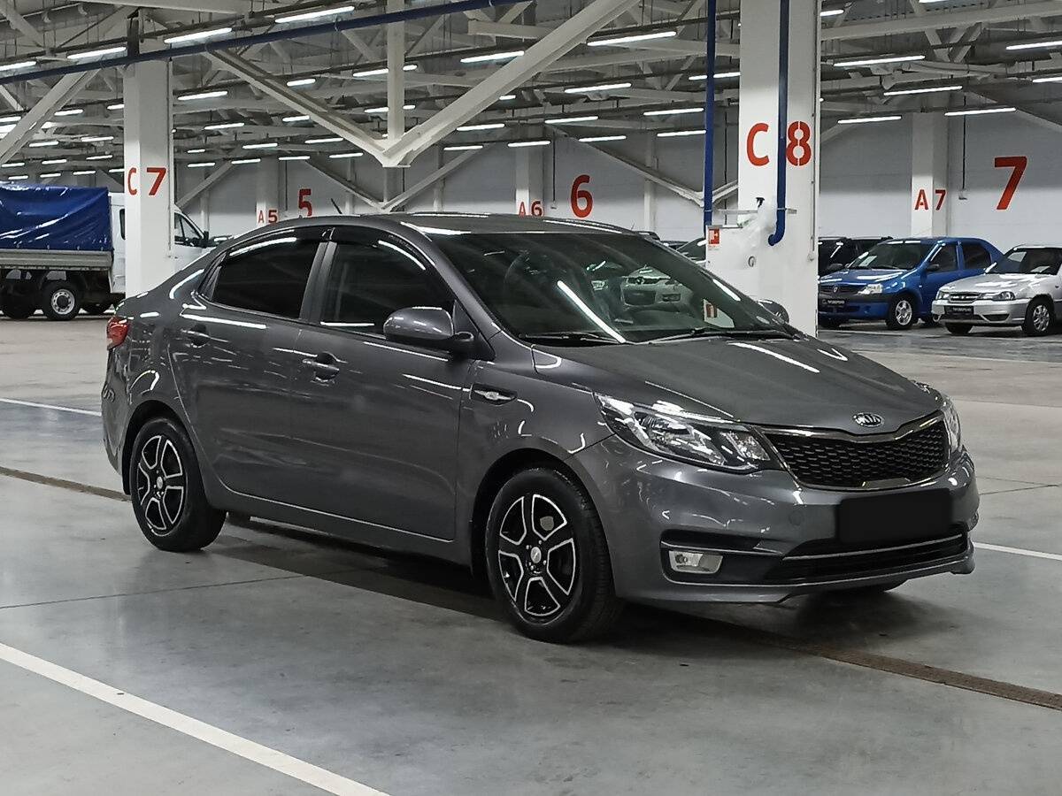 Kia Rio с пробегом — 2016 год. Фото: #2