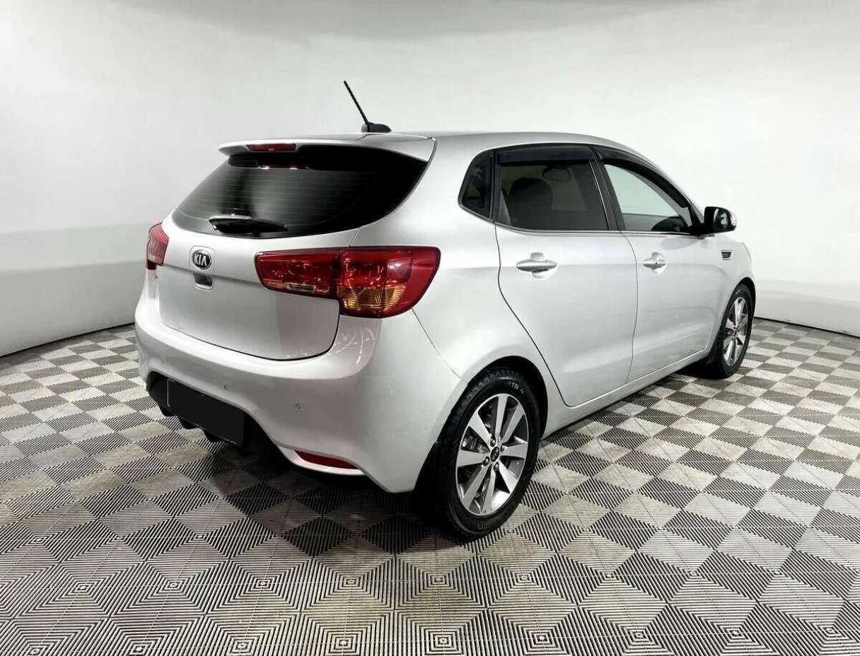 Kia Rio с пробегом — 2017 год. Фото: #4