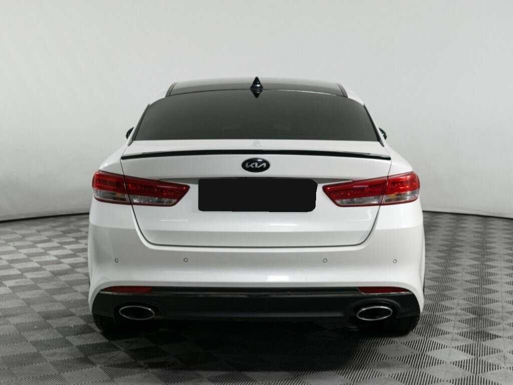 Kia Optima с пробегом — 2016 год. Фото: #4