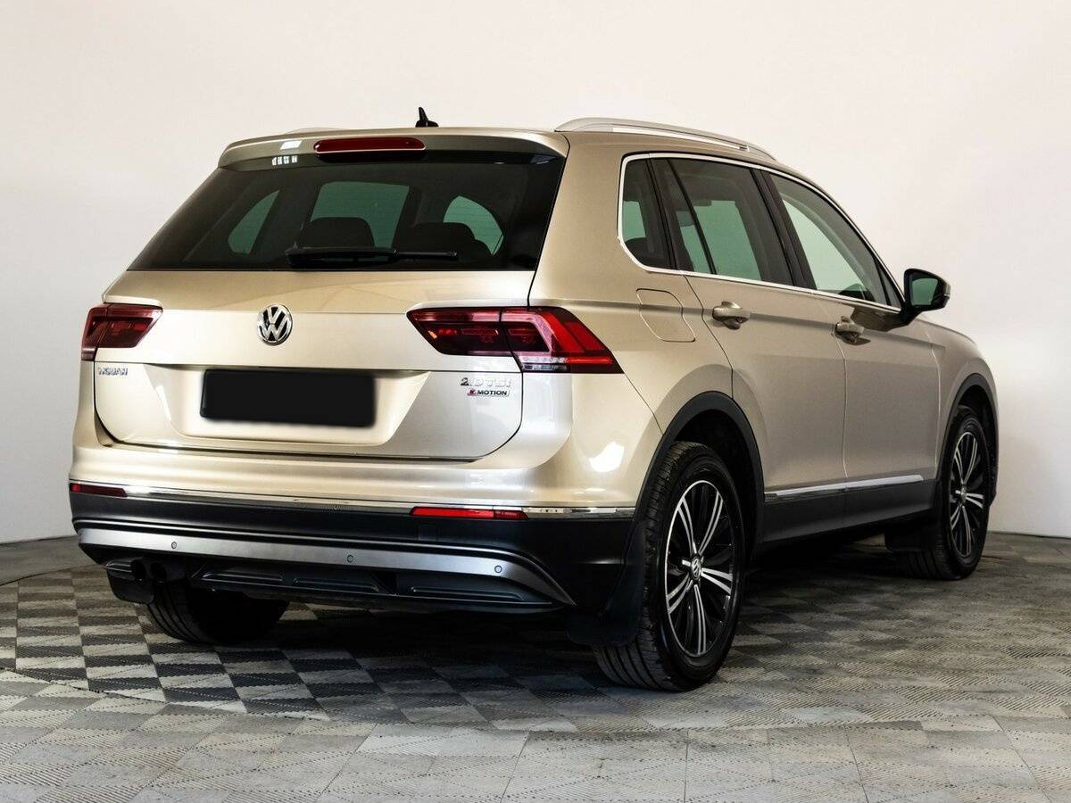 Volkswagen Tiguan с пробегом — 2017 год. Фото: #4
