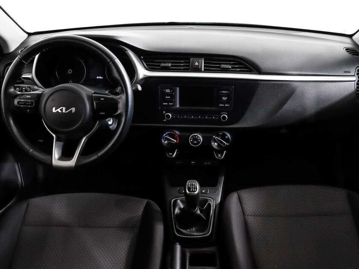 Kia Rio с пробегом — 2021 год. Фото: #11