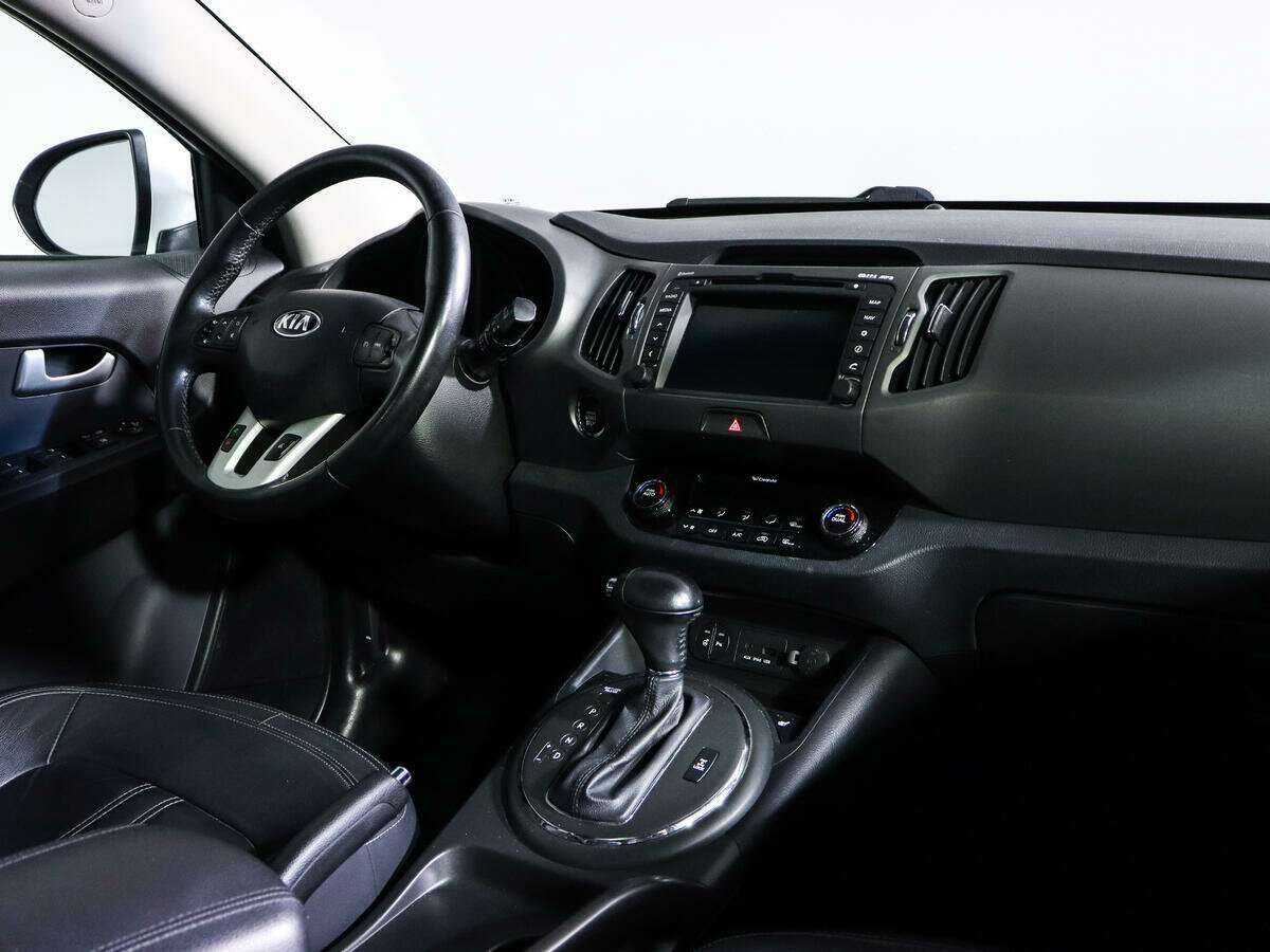 Kia Sportage с пробегом — 2012 год. Фото: #4