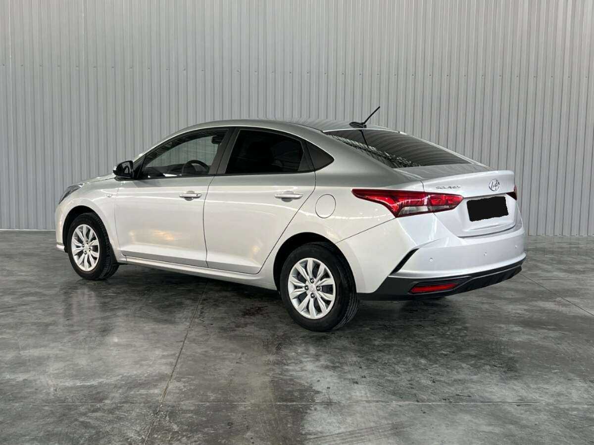 Hyundai Solaris с пробегом — 2020 год. Фото: #4
