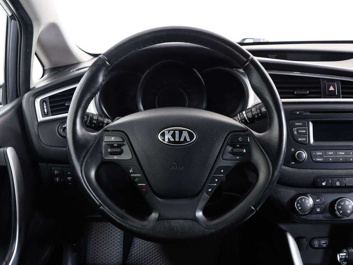 Kia Ceed с пробегом — 2018 год. Фото: #11