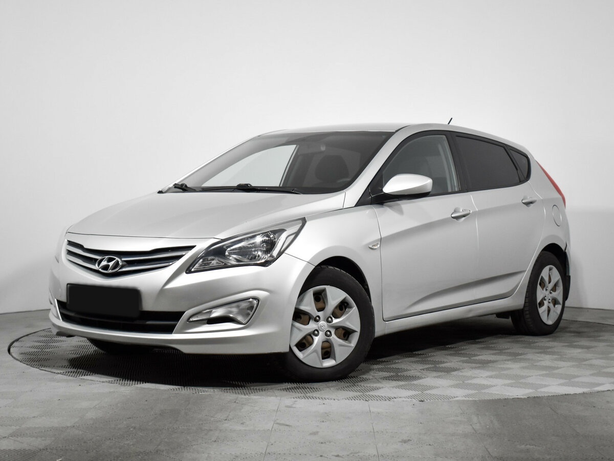 Hyundai Solaris с пробегом — 2015 год. Фото: #0