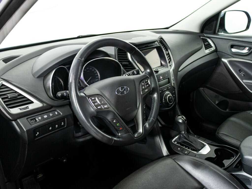 Hyundai Santa Fe с пробегом — 2017 год. Фото: #10