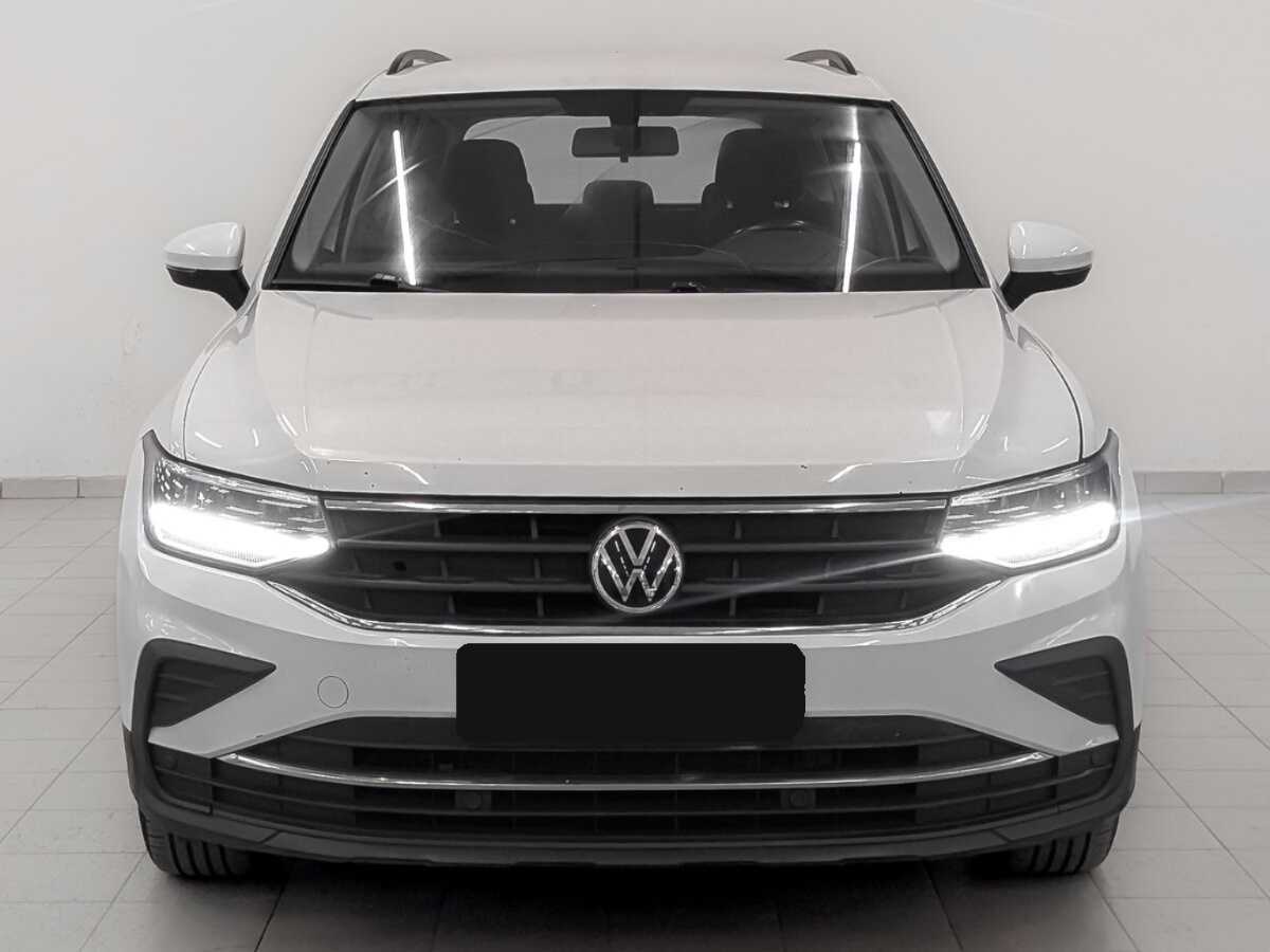 Volkswagen Tiguan с пробегом — 2021 год. Фото: #1