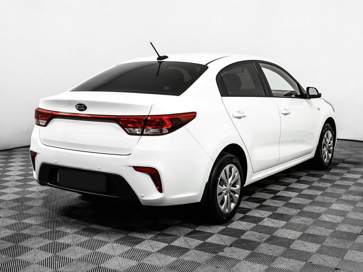 Kia Rio с пробегом — 2018 год. Фото: #4