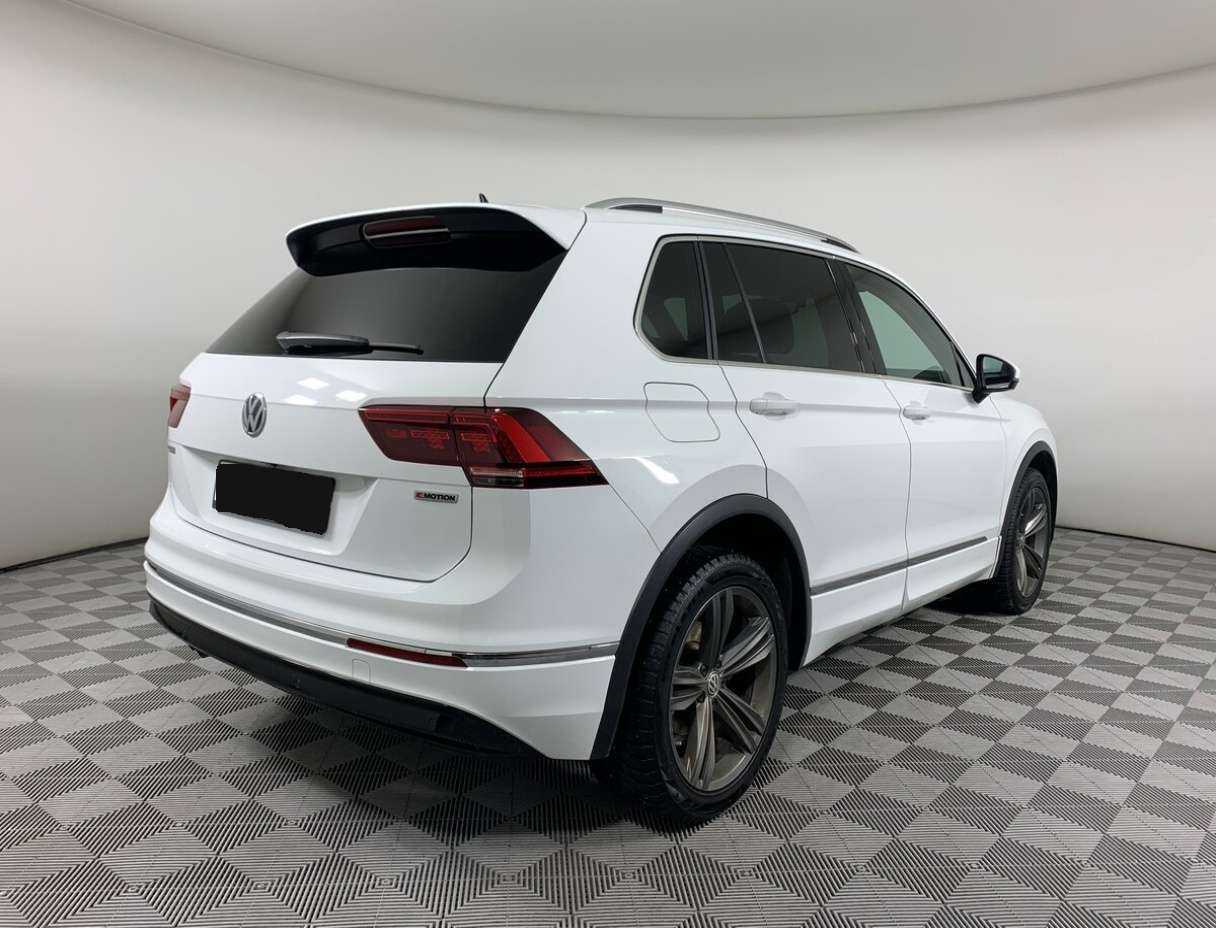 Volkswagen Tiguan с пробегом — 2018 год. Фото: #4