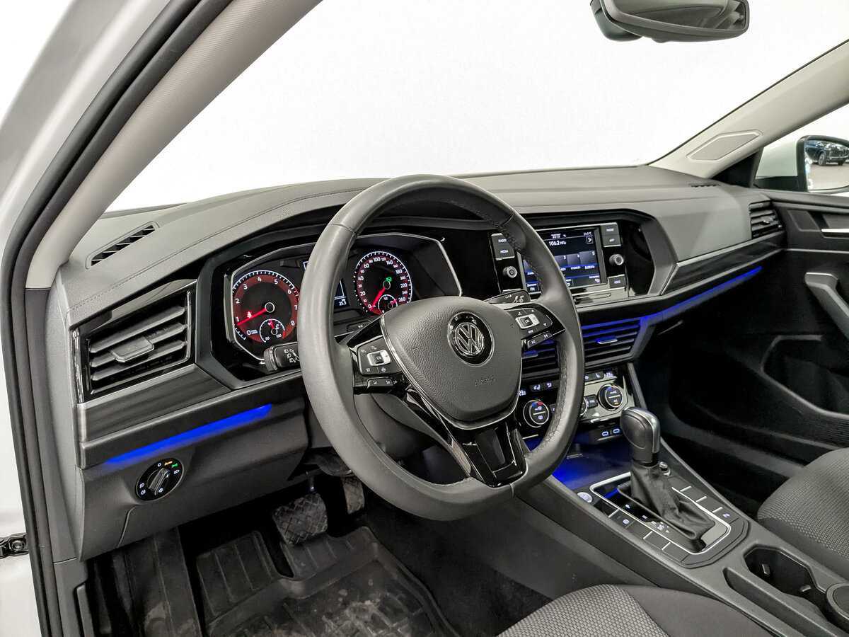 Volkswagen Jetta с пробегом — 2020 год. Фото: #15