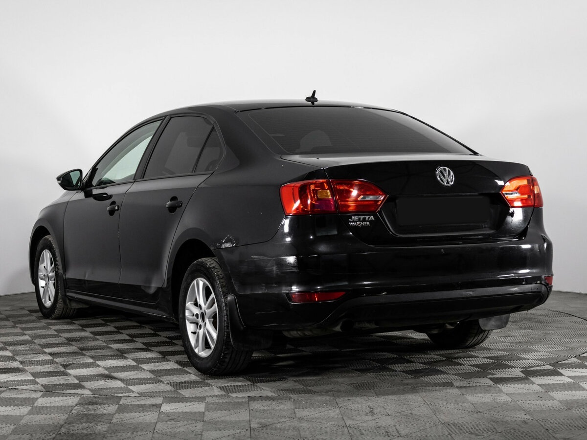 Volkswagen Jetta с пробегом — 2013 год. Фото: #5