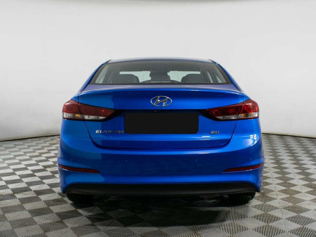 Hyundai Elantra с пробегом — 2016 год. Фото: #5